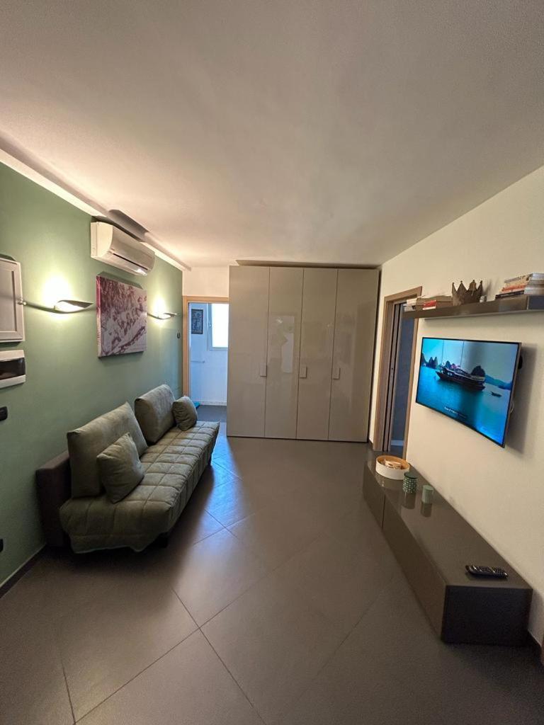 Apartmán Attico Stazione - Montello 16 Bari Exteriér fotografie